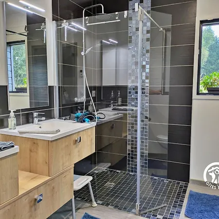 La Lande Du Pont Tatil Evi *