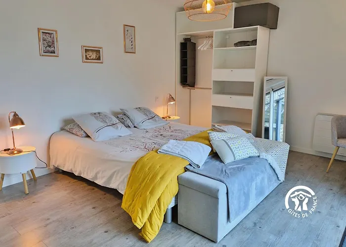 La Lande Du Pont בית נופש