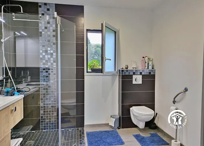 La Lande Du Pont בית נופש *